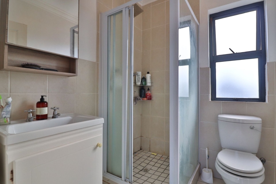 To Let 2 Bedroom Property for Rent in Royal Ascot Western Cape